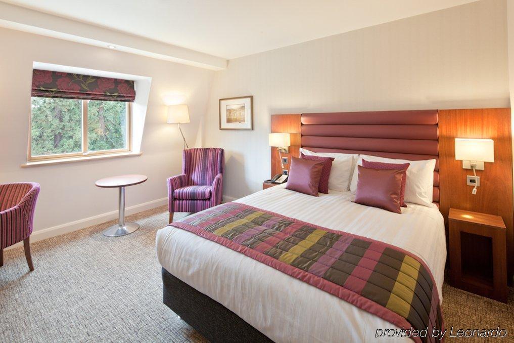 Drayton Manor Hotel Tamworth Room photo